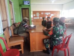 Babinsa Koramil 1703-02/Tigi Sosialisasi Kampung Pancasila yang berada di wilayah binaan
