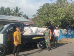 Babinsa Lamatti Rilau Koramil 1424-01/Sinjai Utara Kodim 1424/Sinjai Dampingi Tim Bulog Serap Gabah Petani