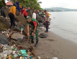 Kepedulian Terhadap Lingkungan Babinsa Bersama Forkopimda Kerja Bakti Bersihkan Taman Dan Pesisir Pantai
