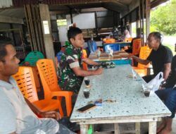 Sambil Komsos, Babinsa Koramil 04/Salang Ingatkan Petani Rencana Persiapan Masa Tanam Padi
