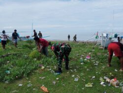 Pupuk Semangat Gotong-royong, Kodim 1404/Pinrang Ajak Warga Pembersihan Pesisir Pantai