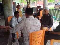 Pererat Hubungan dengan Warga, Babinsa Serda T. Mulyadi Gelar Komsos di Desa Pulo Keunari