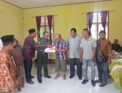 Pastikan Berjalan Lancar, Batuud Koramil 02/Simteng Dampingi Penyaluran BLT Dana Desa