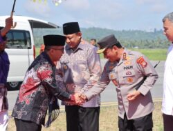 Kapolda Gorontalo Hadiri Penjemputan Menteri Pendidikan Tinggi, Sains, dan Teknologi RI di Bandara Lama Djalaluddin