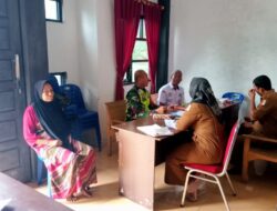Babinsa Komsos Dengan Aparatur Desa Di Desa Binaan