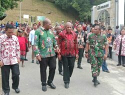 Dandim 1811/Teluk Wondama Hadiri Peletakan Batu Pertama Revitalisasi Kawasan Aitumeri Oleh Wakil Gubernur Papua Barat dan Bupati Teluk Wondama