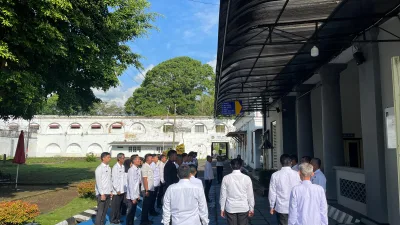 *Dalam Apel Pagi Kalapas Ambarawa Ingatkan Kinerja di Akhir Tahun 2025