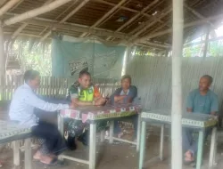 Babinsa Koramil 26/Grong-Grong Serap Aspirasi Warga Melalui Dialog Komsos di Desa Sentosa