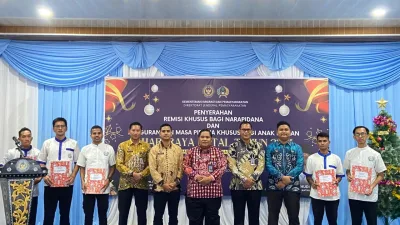 Berkah Natal 2025, 17 Warga Binaan Lapas Banjarbaru Terima Remisi dan PMP