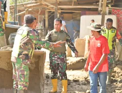 Dandim 0102/Pidie Pantau Langsung Pembersihan Infrastruktur dan Fasilitas Umum Terdampak Banjir Pidie Jaya