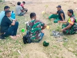 Tingkatkan Komsos, Babinsa Koramil 26/Grong-Grong Jalin Dialog dengan Pekerja Bangunan