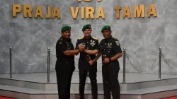 Danrem 181/PVT Pimpin Sertijab dan Tradisi Satuan Pejabat Korem 181/PVT dan Kodim 1809/Maybrat