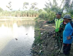 Terjalin keakraban Hubungan Yang baik kepada masyarakat Desa Binaan Babinsa di kolam ikan