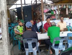 Melalui Komsos, Babinsa Koramil 03/Delima Pererat Silaturahmi dan Serap Aspirasi warga