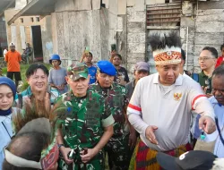 Danrem 181/PVT Turut Hadir Meninjau Program Bedah Rumah BSPS di Sorong