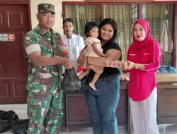Perkuat Upaya Cegah Stunting, Babinsa Dampingi Penyaluran Bantuan PMT
