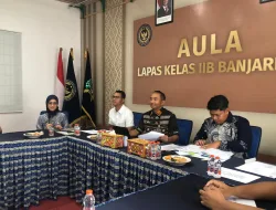 Rapat Perdana, Kalapas Banjarbaru Ajak Jajaran Berbenah dan Bergerak Bersama