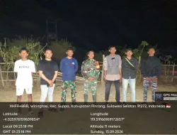 Bersatu Melawan Api, Babinsa, Bhabinkamtibmas, Damkar dan Masyarakat Padamkan Kebakaran di Suppa